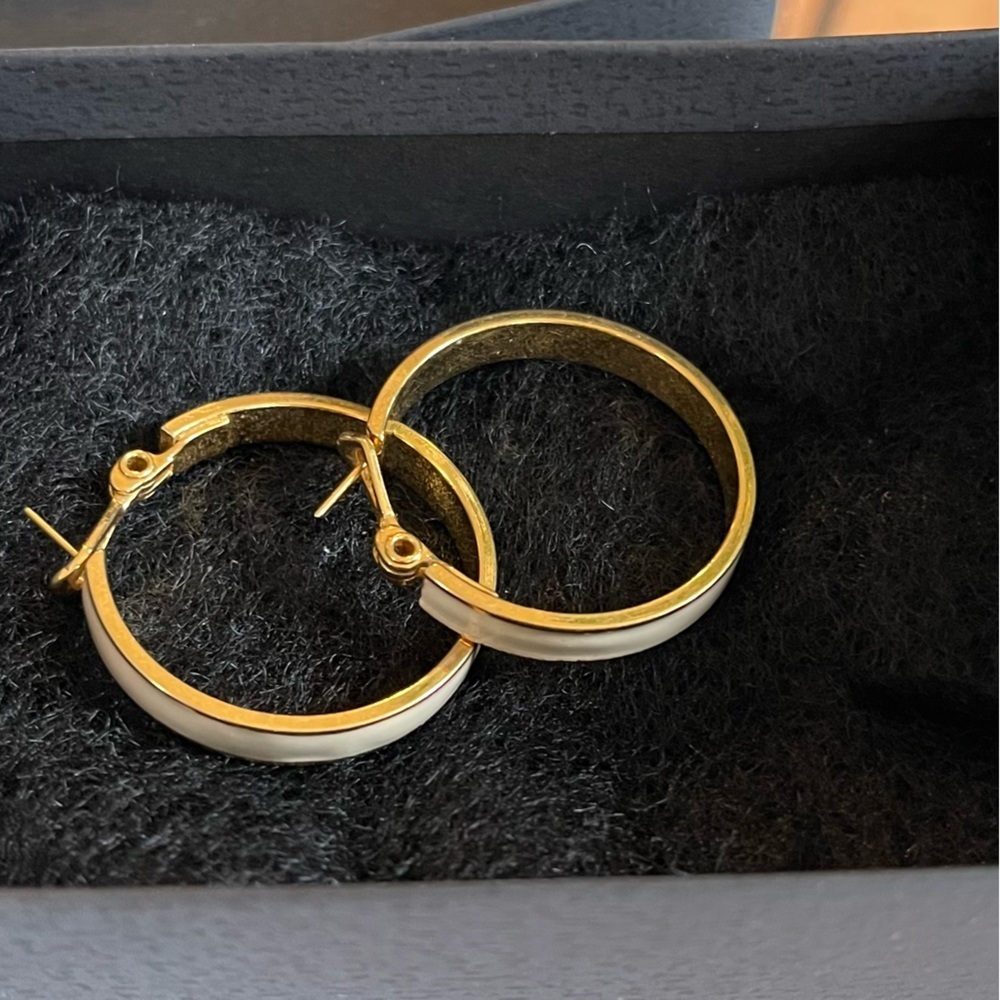 Two Tone White and Gold Caine Hoop Earing